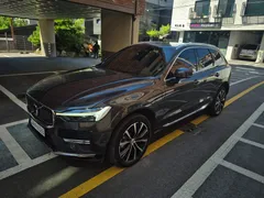 2023 Volvo XC60 T8 Ultimate Bright — фото 8