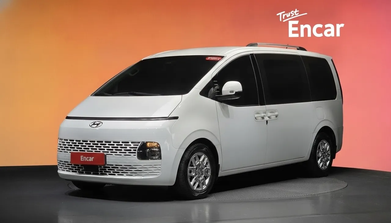 2023 Hyundai Staria L3.5 Cargo 5-Seater