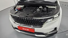 2023 Kia Carnival Diesel 9-Seater Noblesse — фото 6