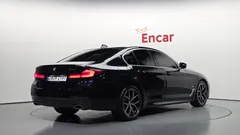 2023 BMW 5-Series 530i M Sport Package — фото 2