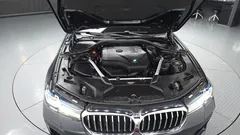 2023 BMW 5-Series 530i M Sport Package — фото 6