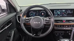 2023 Kia Seltos Gasoline 2.0 2WD, белый — фото 17