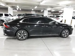 2023 Hyundai Grandeur Premium — фото 7