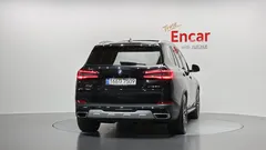 2022 BMW X5 xDrive 45e xLine — фото 4