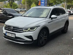 2022 Volkswagen Tiguan 2.0 TDI Prestige, белый — фото 1