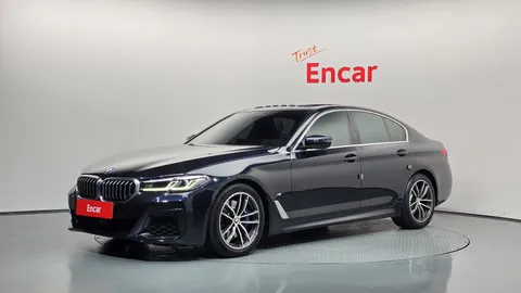 2022 BMW 5-Series 520i M Sport