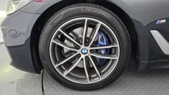 2022 BMW 5-Series 520i M Sport — фото 5