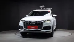 2022 Audi Q7 45 TDI Quattro — фото 3