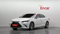 2023 Lexus ES Executive — фото 1