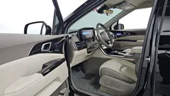 2023 Kia Carnival Gasoline 9-Seater Hi-Limousine — фото 10