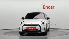 2024 Mini Cooper 5Door Classic — фото 3