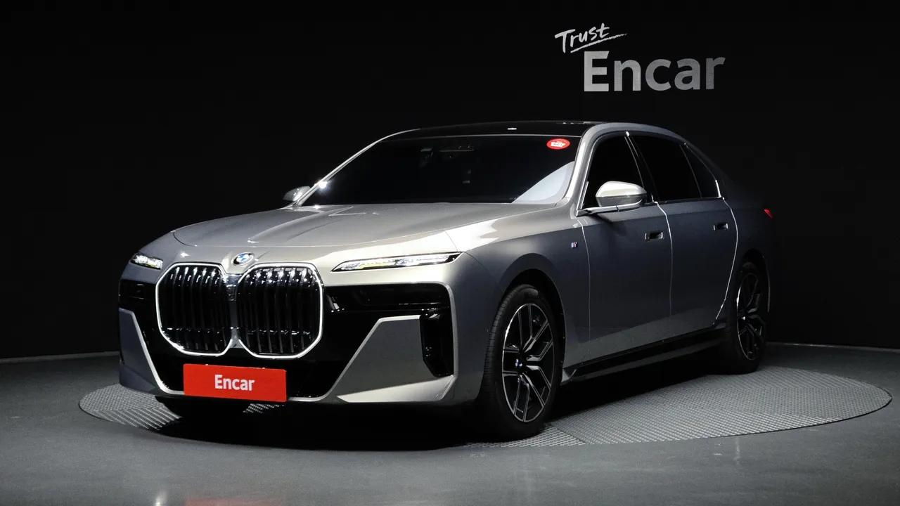 2023 BMW 7-Series 740i sDrive M Sport