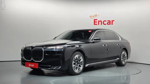 2023 BMW 7-Series 740d xDrive Design Pure Excellence