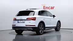 2022 Audi Q5 45 TFSI Quattro, белый — фото 2