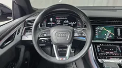 2022 Audi Q8 55 TFSI Quattro Premium — фото 13