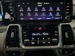2023 Kia Sorento HEV 1.6 4WD — фото 10