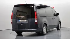 2023 Hyundai Staria Tourer 11-Seater — фото 2