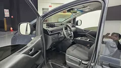 2023 Hyundai Staria Tourer 11-Seater — фото 10