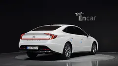 2023 Hyundai Sonata 2.0 — фото 2