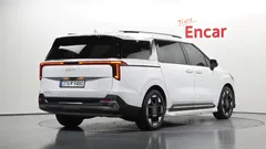 2024 Kia Canival Gasoline 9-Seater Signature, белый — фото 2