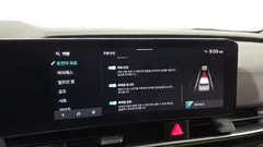 2024 Kia Canival Gasoline 9-Seater Signature, белый — фото 19