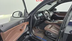 2022 BMW X5 xDrive 45e M Sport — фото 10