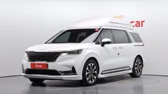 2022 Kia Carnival Diesel 9-Seater Hi-Limousine — фото 1