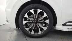 2022 Kia Carnival Diesel 9-Seater Hi-Limousine — фото 5