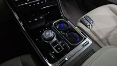 2022 Kia Carnival Diesel 9-Seater Hi-Limousine — фото 9