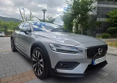 2024 Volvo V60 B5 Ultimate AWD, серый — фото 8