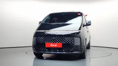 2024 Hyundai Staria L3.5 Lounge 9-Seater — фото 3