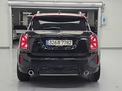 2023 Mini Countryman JCW Launch Pack — фото 3