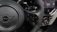 2023 Mini Cooper Classic — фото 18