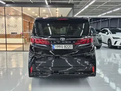 2024 Toyota Alphard 2.5 HEV Executive AWD, чёрный — фото 4