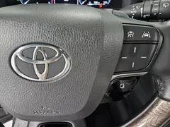 2024 Toyota Alphard 2.5 HEV Executive AWD, чёрный — фото 6