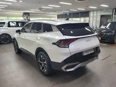 2023 Kia Sportage Signature 2WD — фото 2