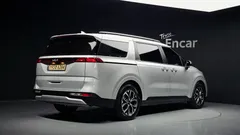 2023 Kia Carnival Diesel 9-Seater Prestige — фото 2