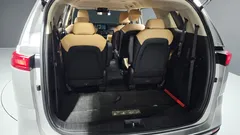 2023 Kia Carnival Diesel 9-Seater Prestige — фото 20