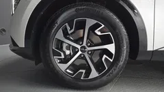 2023 Kia Sportage Signature 2WD — фото 5