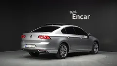 2022 Volkswagen Passat 2.0 TDI Prestige — фото 2