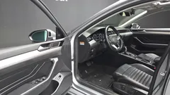 2022 Volkswagen Passat 2.0 TDI Prestige — фото 10