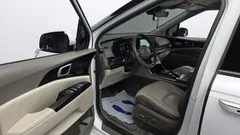 2023 Kia Carnival Gasoline 7-Seater Hi-Limousine — фото 10