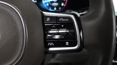 2023 Kia Carnival Gasoline 7-Seater Hi-Limousine — фото 17
