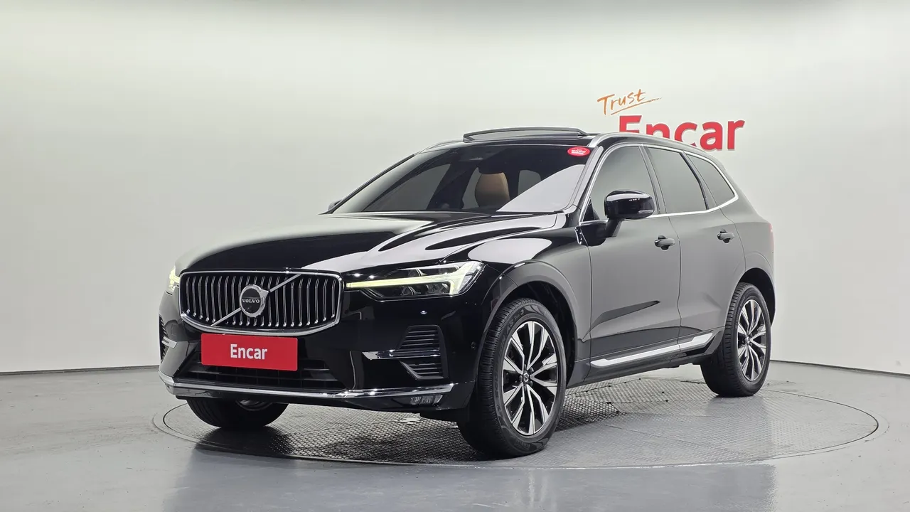 2023 Volvo XC60 B5 Ultimate Bright