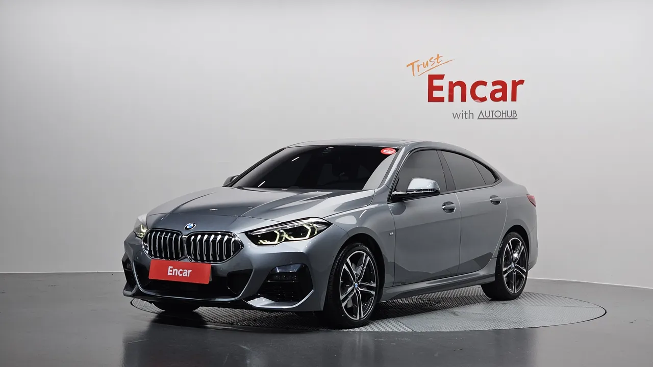 2022 BMW 2-Series 220i M Sports
