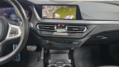 2022 BMW 2-Series 220i M Sports — фото 12