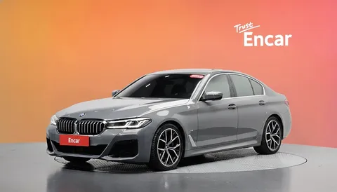 2022 BMW 5-Series 530i M Sport Package