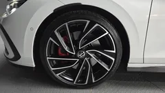 2022 Volkswagen Golf 2.0 GTI — фото 5
