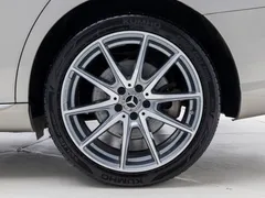 2022 Mercedes-Benz E-Class E300e 4MATIC Exclusive — фото 5