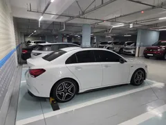 2022 Mercedes-Benz A-Class AMG A35 4MATIC Sedan — фото 4